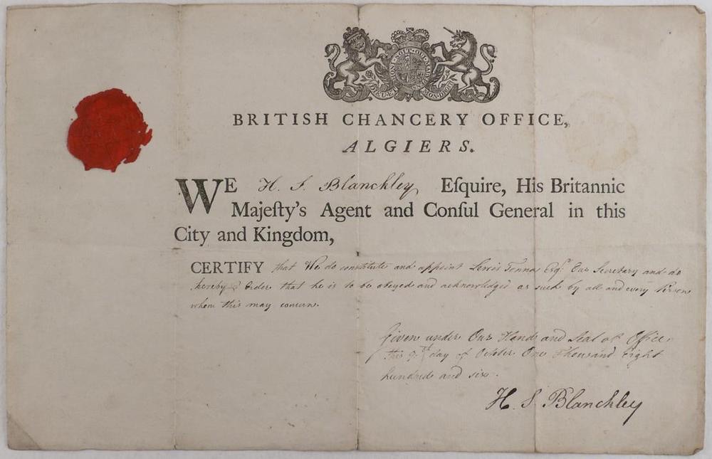 A l'edifici on hi ha el museu d'història de la ciutat, l'antiga Bomb House, va néixer un oficial britànic que va tenir relació directa i indirecta amb Menorca